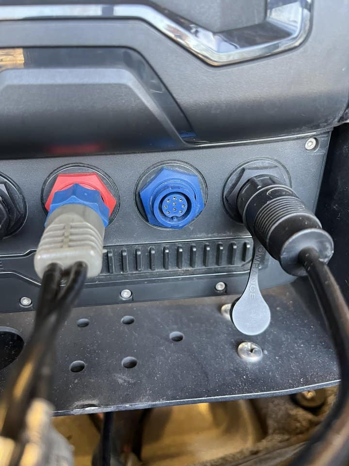 fish finder wiring connections with transducer